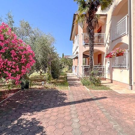 Apartament Viola Three Novigrad  Zewnętrze zdjęcie